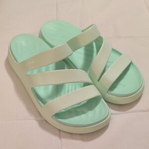Women's Crocs Getaway Strappy Sandals Size 7